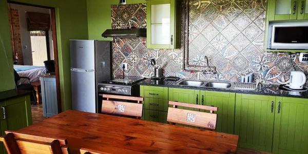 Chameleon Bush Lodge Hammanskraal Buitenkant foto