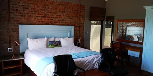 Chameleon Bush Lodge Hammanskraal Buitenkant foto